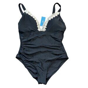 CUPSHE Tummy Control One Piece Swimsuit Women's Plus Size 1X Lace V‎ Neck Black